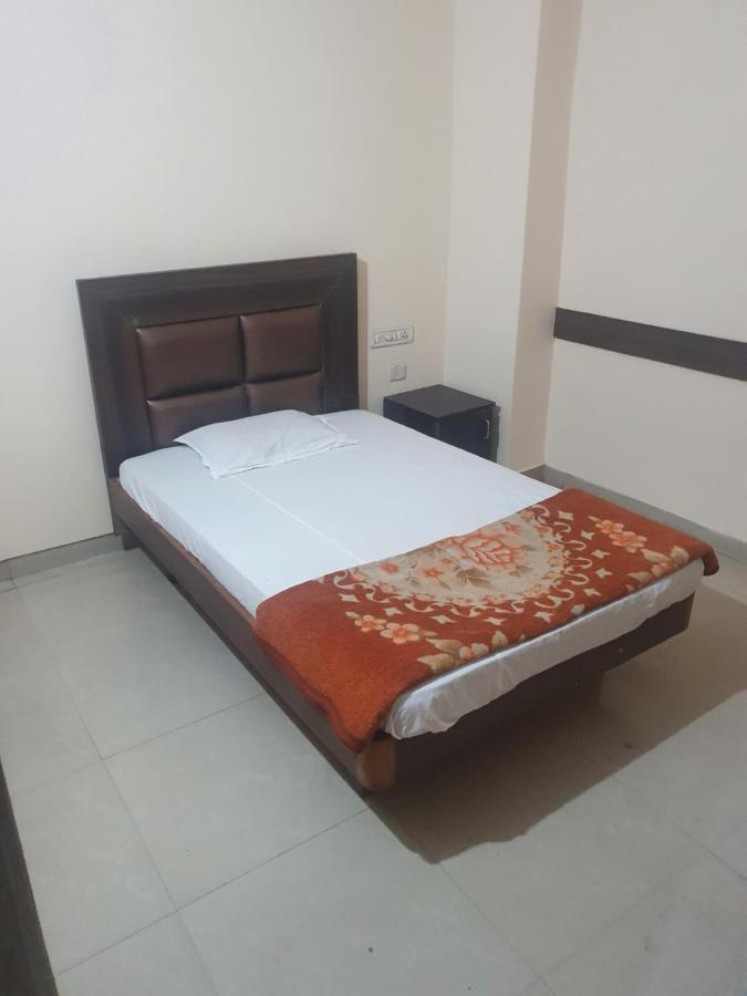 Hotel Anmol Ambikapur Esterno foto