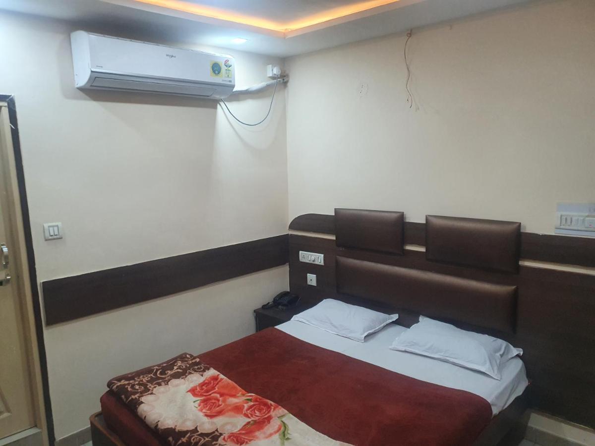 Hotel Anmol Ambikapur Esterno foto