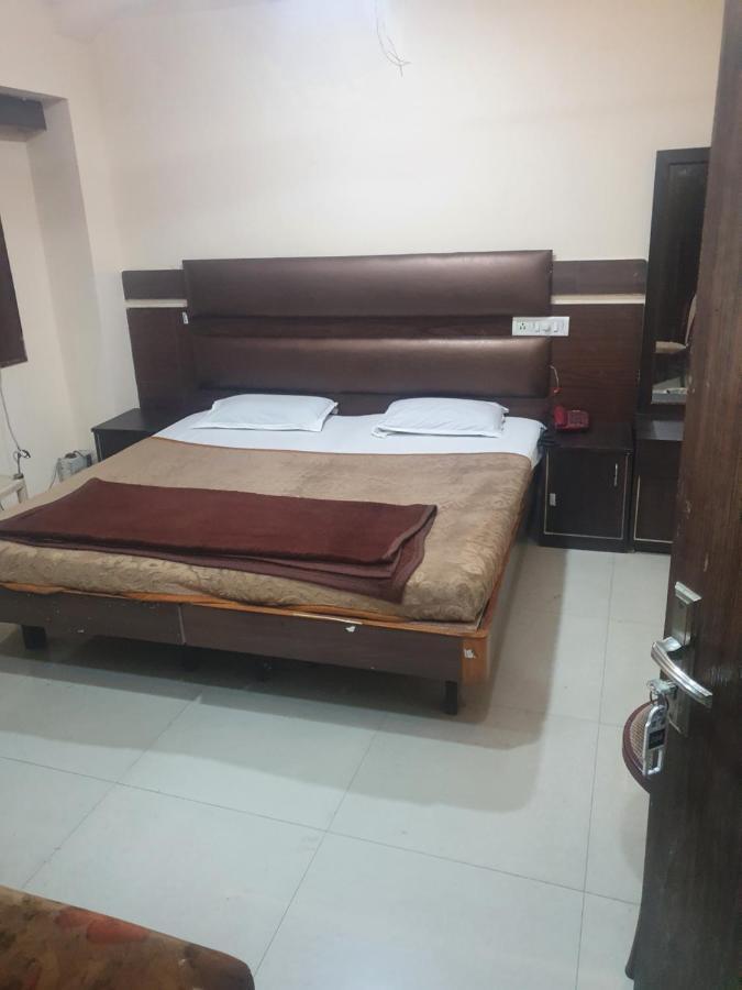 Hotel Anmol Ambikapur Esterno foto