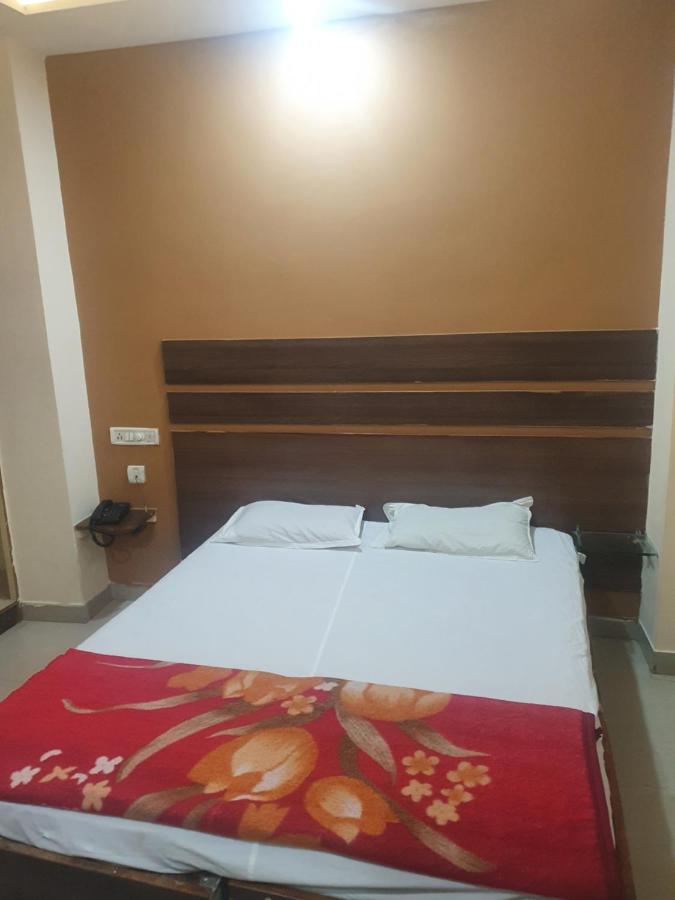 Hotel Anmol Ambikapur Esterno foto