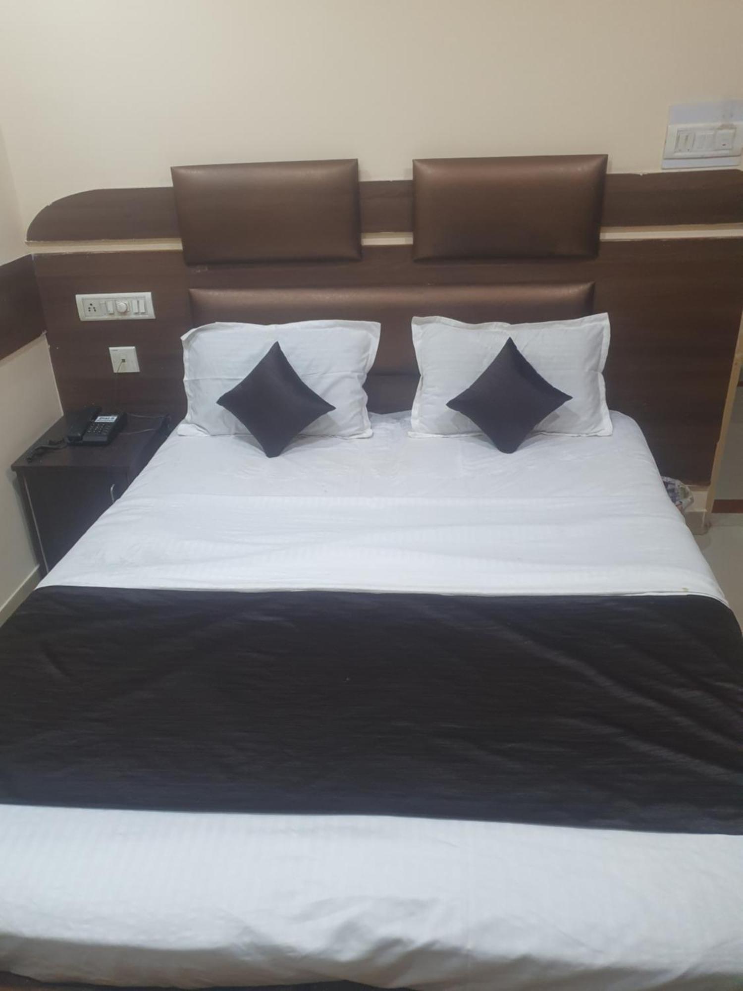 Hotel Anmol Ambikapur Camera foto